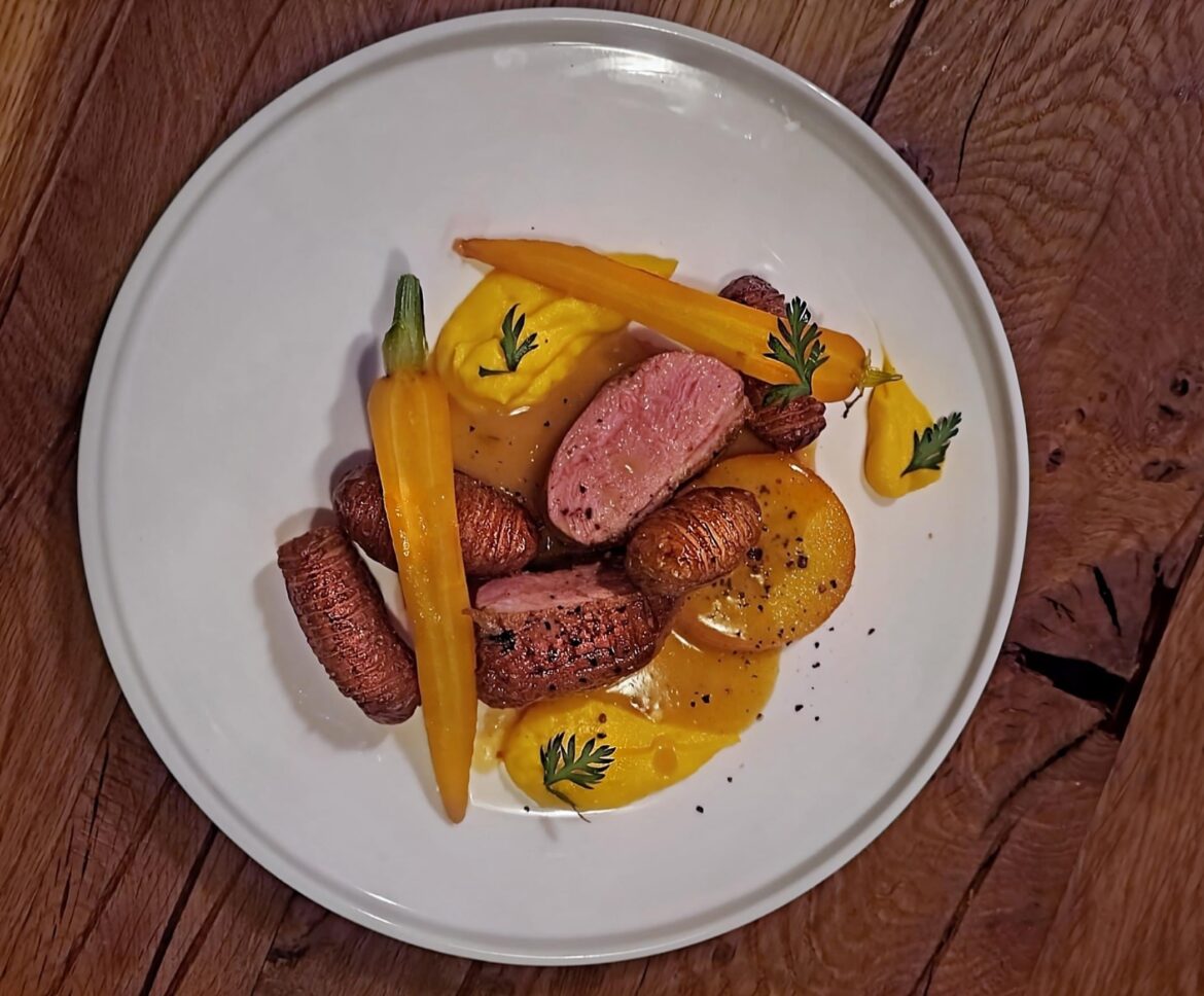 duckbreast · hasselback · honey glazed carrot · persimmon, orange port sauce