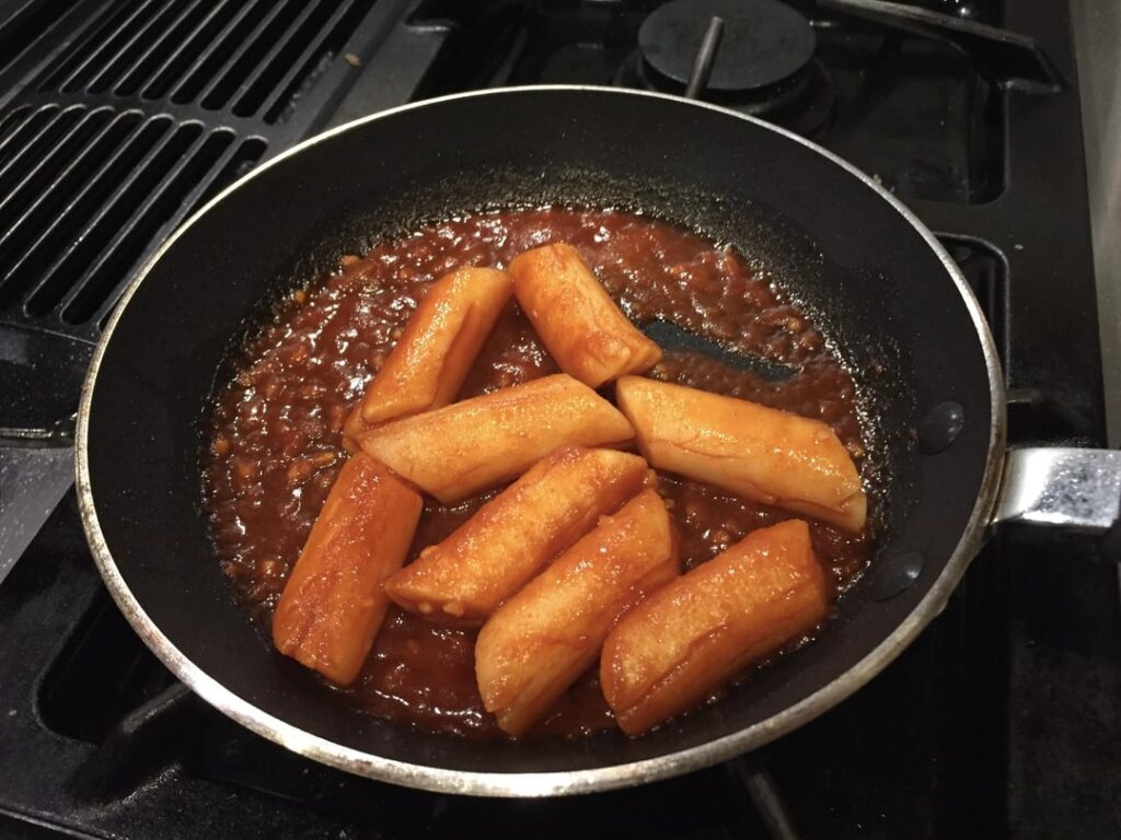 It was supposed to be skewers but I got impatient. First time making the sauce! Also it was 0130.