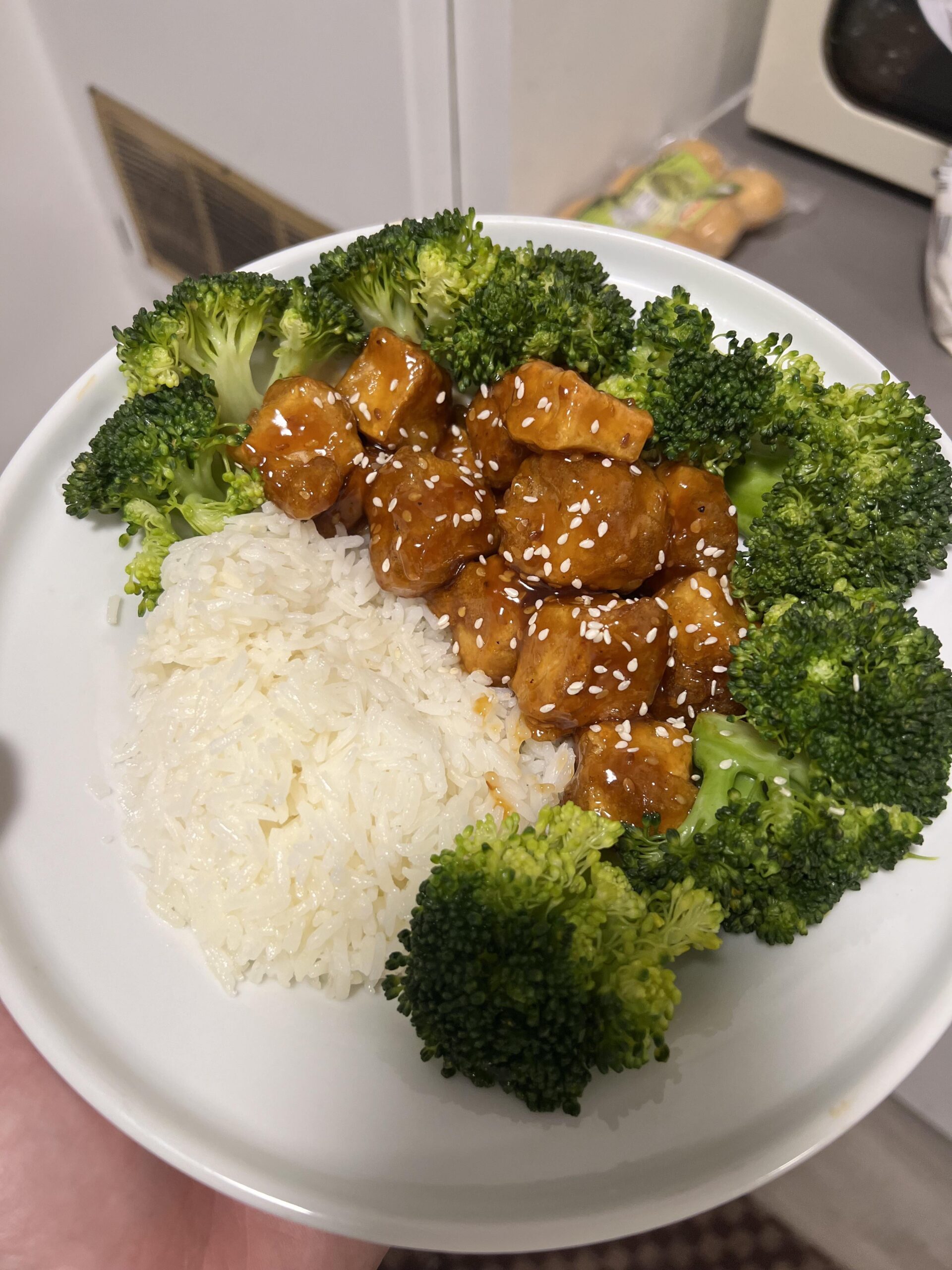 Sesame Tofu w/Broccoli - Dining and Cooking