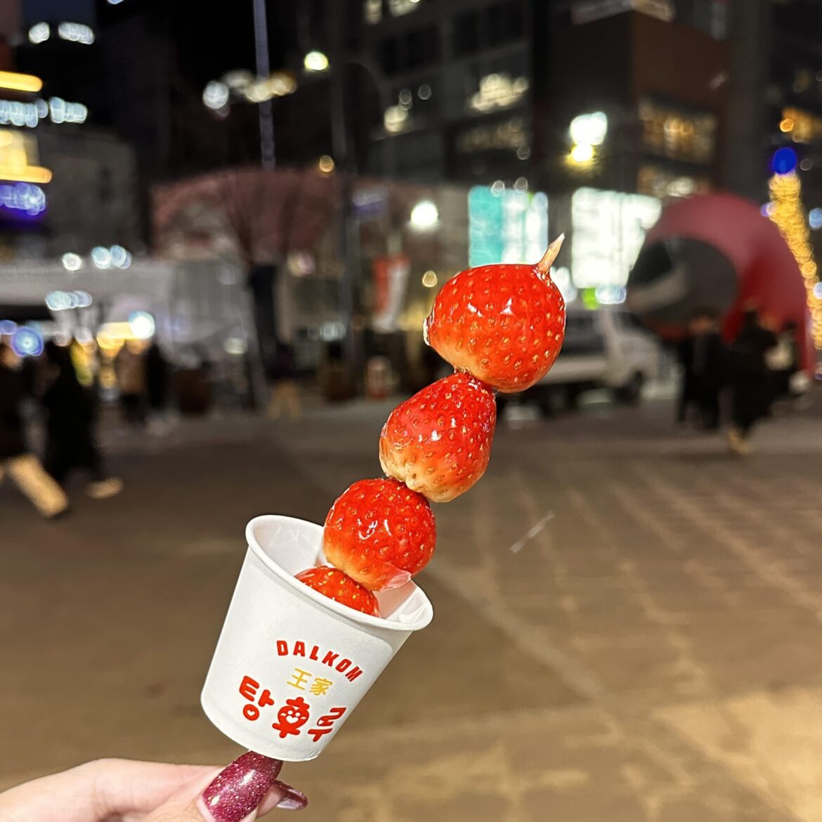 Candied strawberries in Seoul