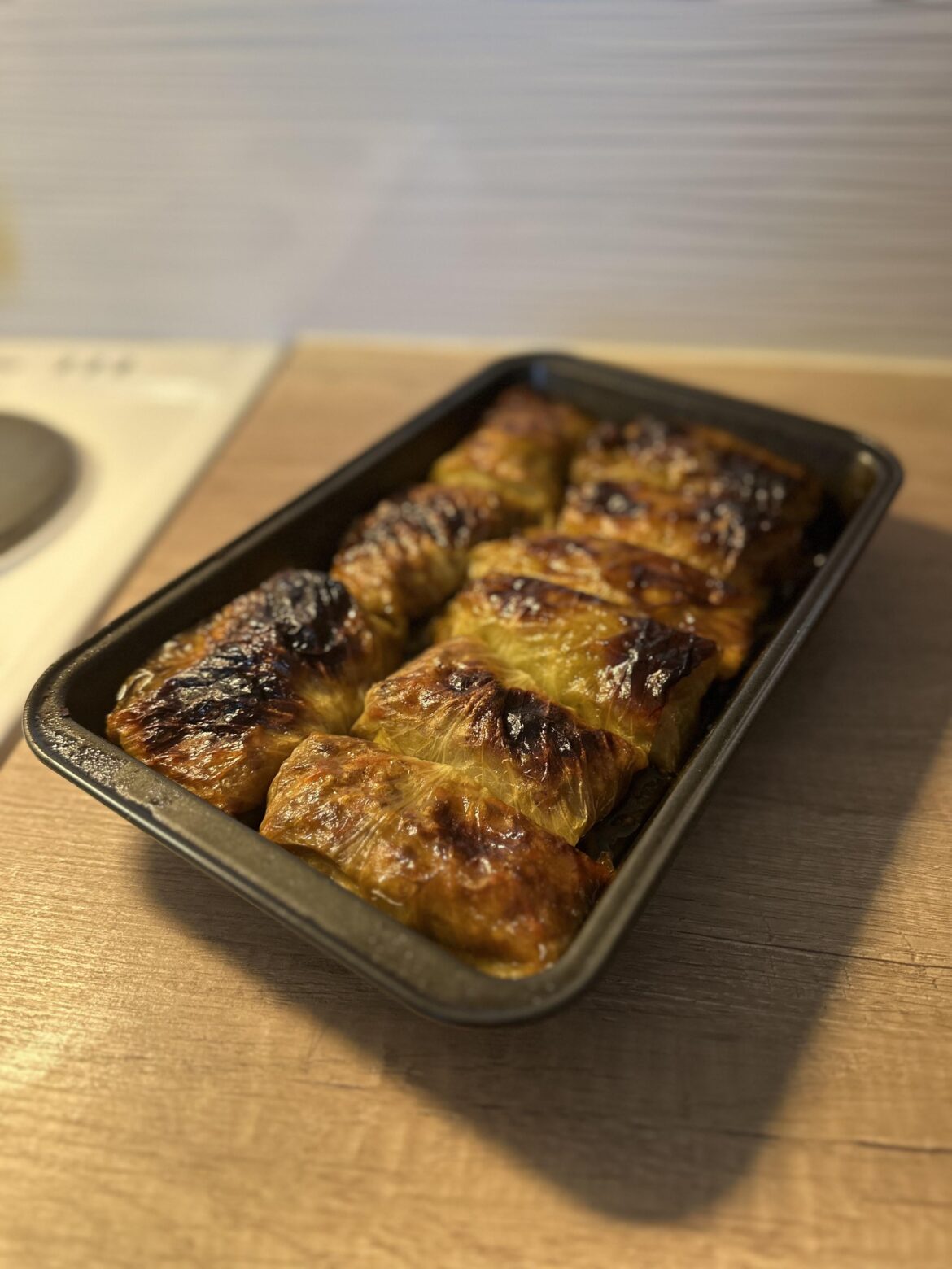 Very traditional Finnish food: kaalikääryleet aka cabbage rolls! Stuffed them with cabbage, onion, carrot and lentils. Serving with potatoes, steamed broccoli and lingonberry jam 🤌