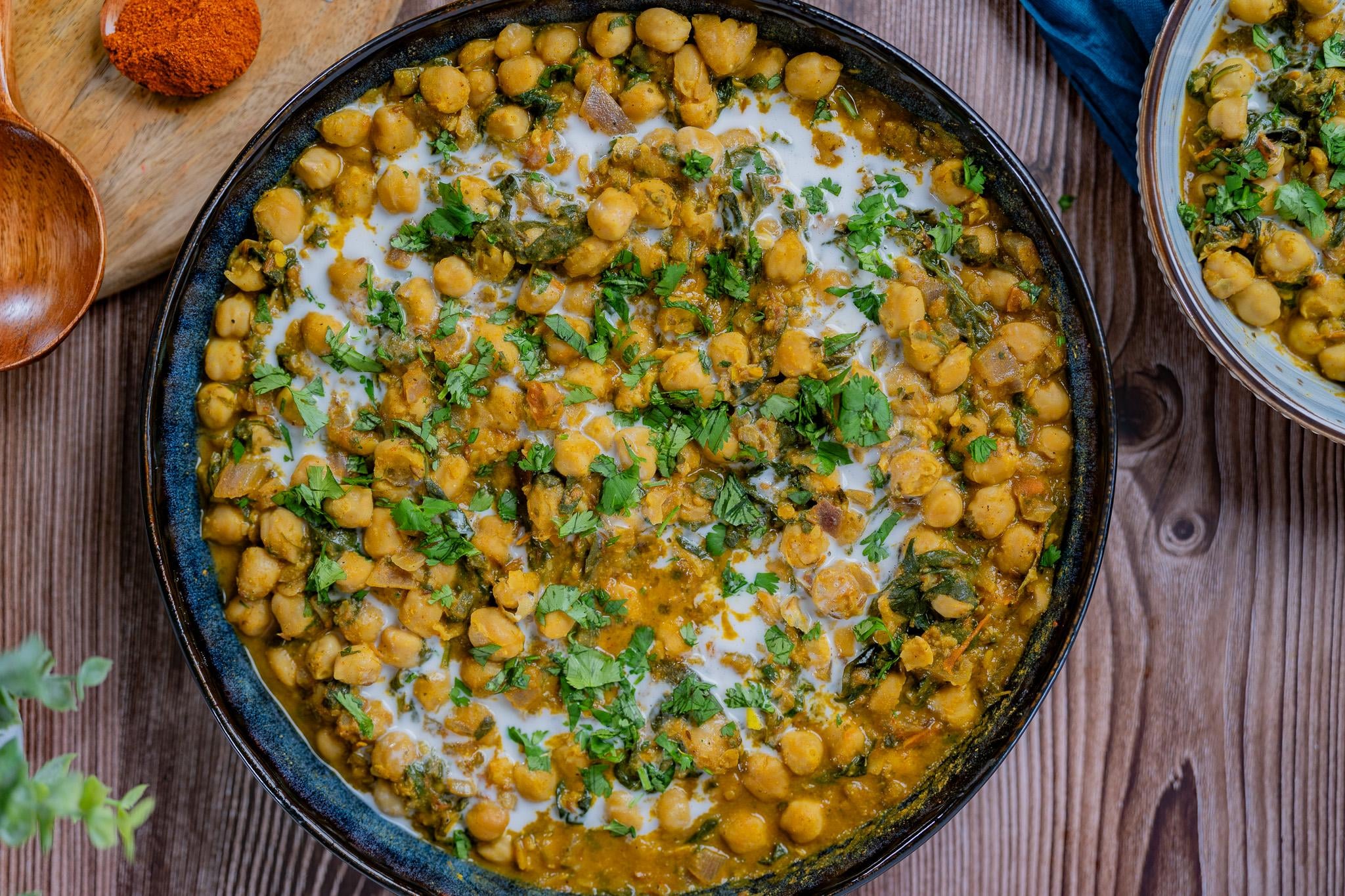 Creamy Chickpea Spinach Curry - Dining and Cooking