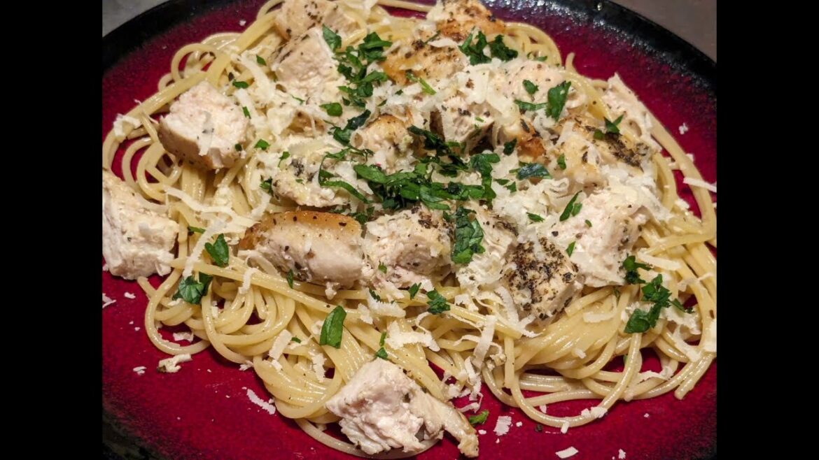 Spaghetti Aglio e Olio with Chicken @JasonInTheKitchen Spaghetti Aglio e Olio with Chicken @JasonInTheKitchen