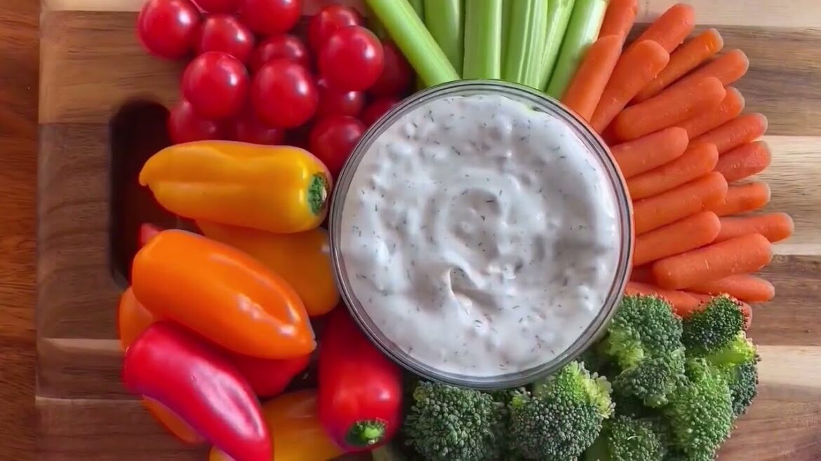 Greek Yogurt Dip – So Delicious On Everything!!! Greek Yogurt Dip - So Delicious On Everything!!!