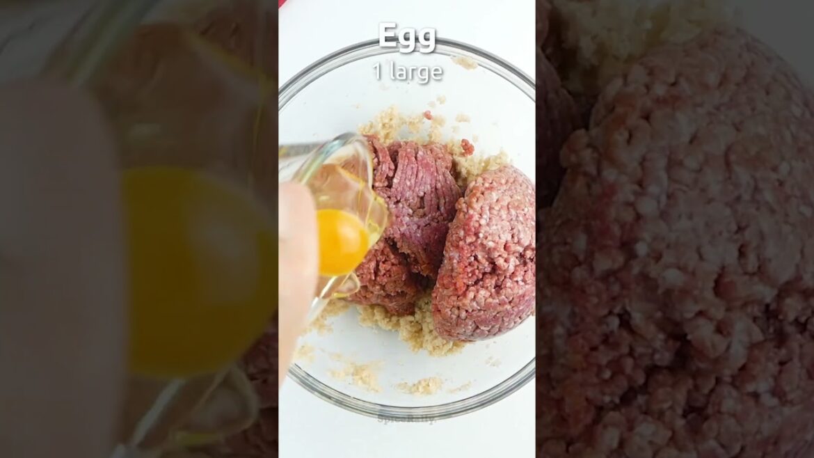 Super Flavorful Spicy Meatball Recipe ~ #spicerally #meatballs