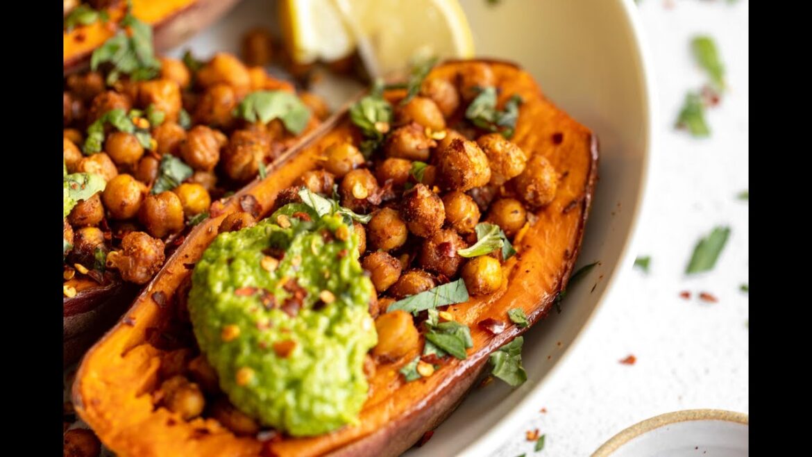Baked Sweet Potatoes w/ Chickpeas & Broccoli Pesto Baked Sweet Potatoes w/ Chickpeas & Broccoli Pesto