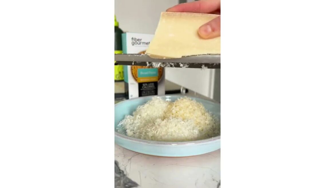 Satisfying Butternut Squash Cheese Riced Pasta | Wholesome Low-Carb Dinner Idea Satisfying Butternut Squash Cheese Riced Pasta | Wholesome Low-Carb Dinner Idea