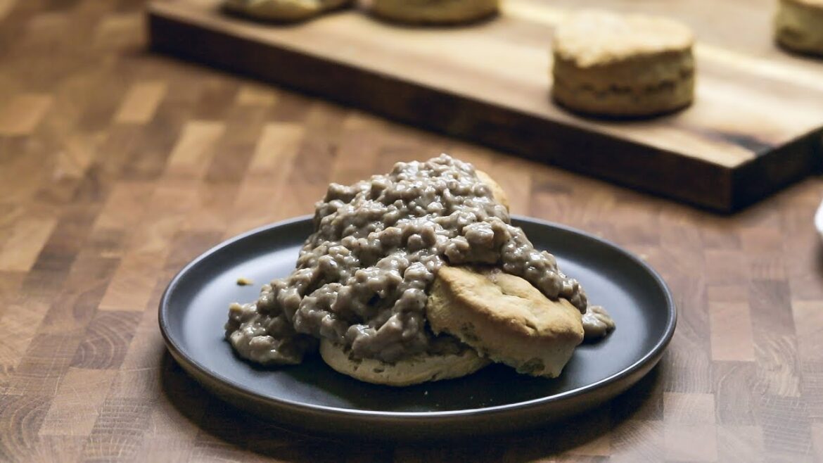 The Best Vegan Sausage Gravy and Biscuits The Best Vegan Sausage Gravy and Biscuits