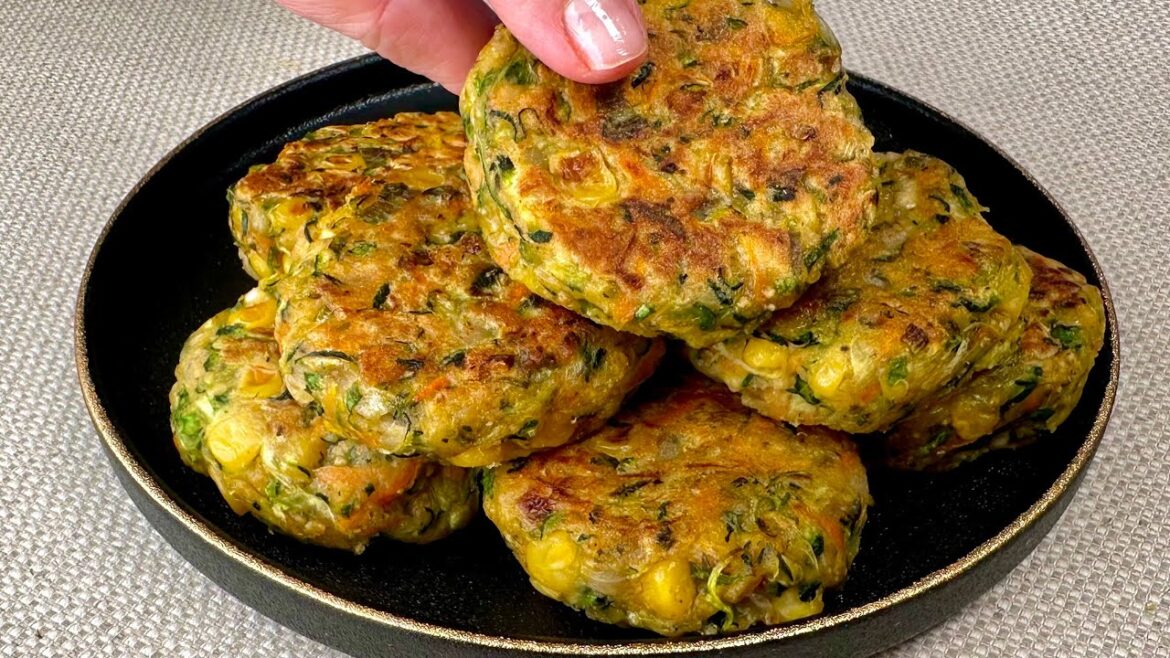 Zucchinikoteletts schmecken besser als Fleisch. Gesund und unglaublich lecker. Zucchinikoteletts schmecken besser als Fleisch. Gesund und unglaublich lecker.