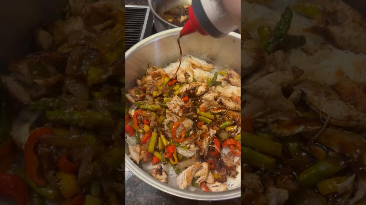 How to make vegetable Stir fry with teriyaki chicken! #asianfood #cooking #dinner #yummyfood How to make vegetable Stir fry with teriyaki chicken! #asianfood #cooking #dinner #yummyfood