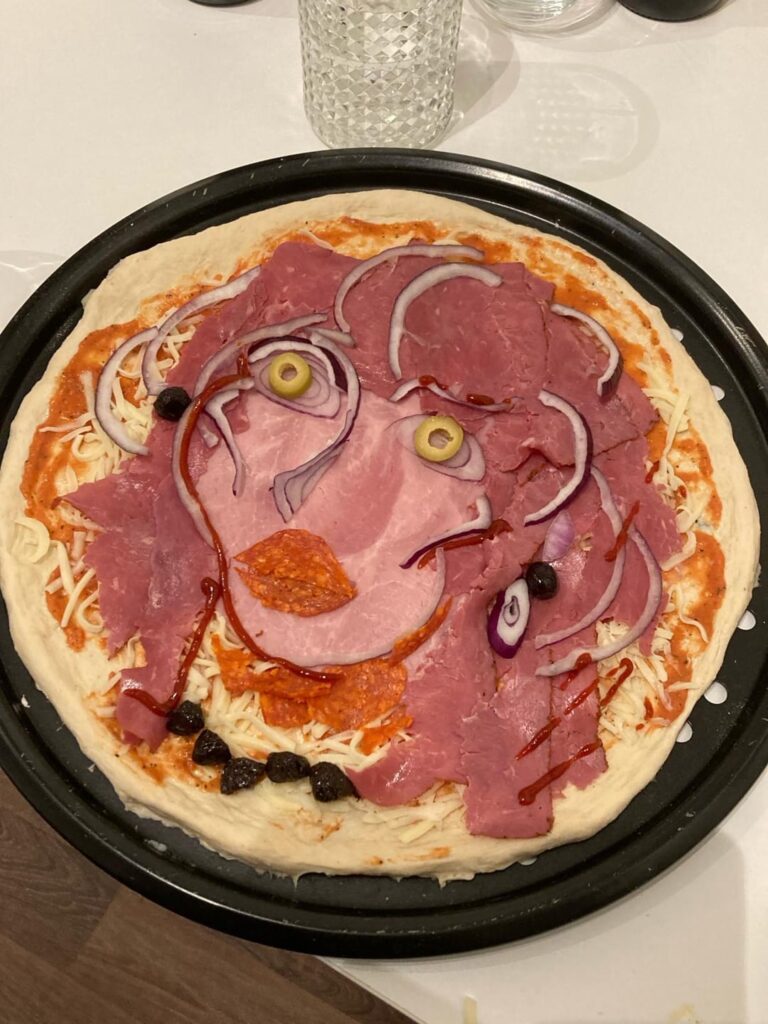 [homemade] Pizza Portraits