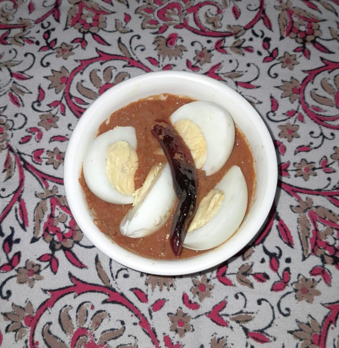 Put an Egg (or 2) on that Saucy Doaba Gravy, Dunk n Dip!