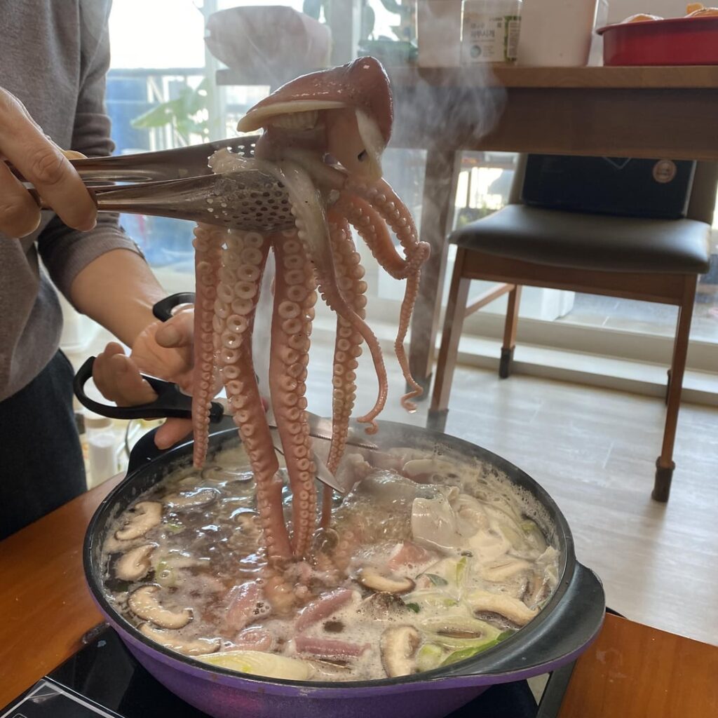 I don't know if it's delicious, but I want to try it :)