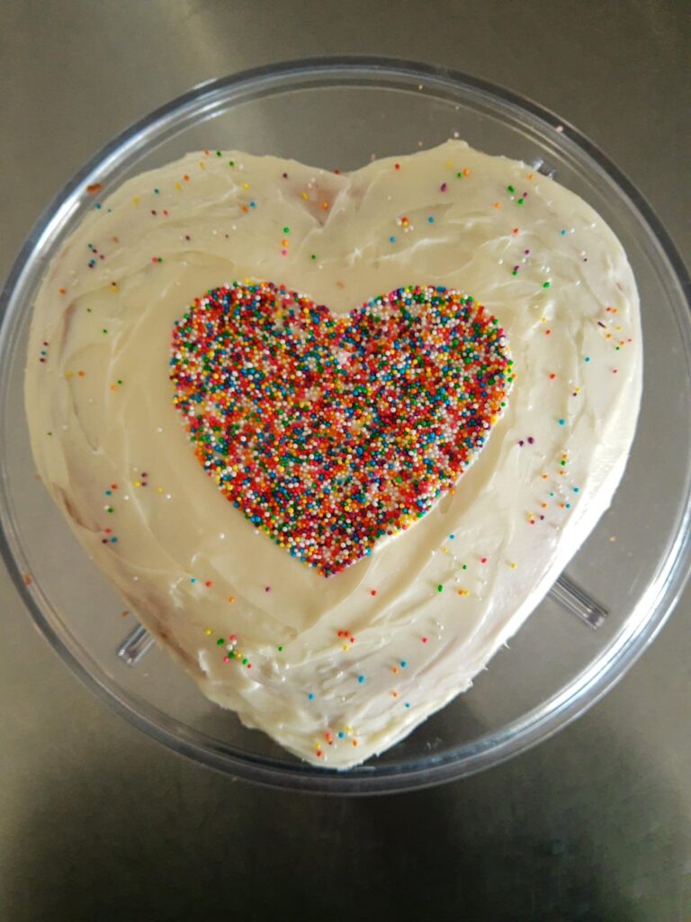 Strawberry cake with strawberry jam filling <3