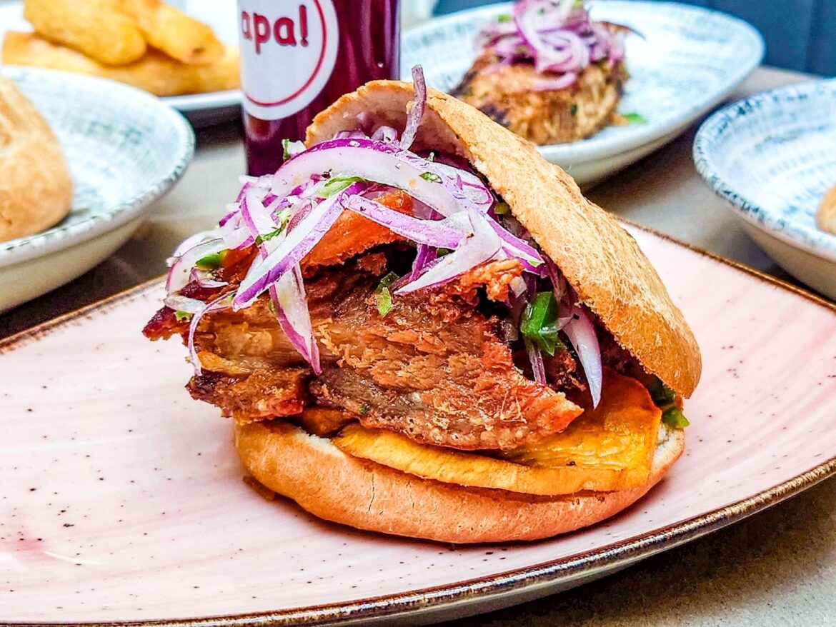 Sorta arepa with chicharron