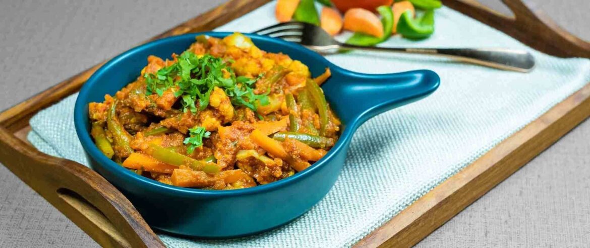 Delicious Vegetable Jalfrezi Recipe: A Spicy Twist to Your Plate!