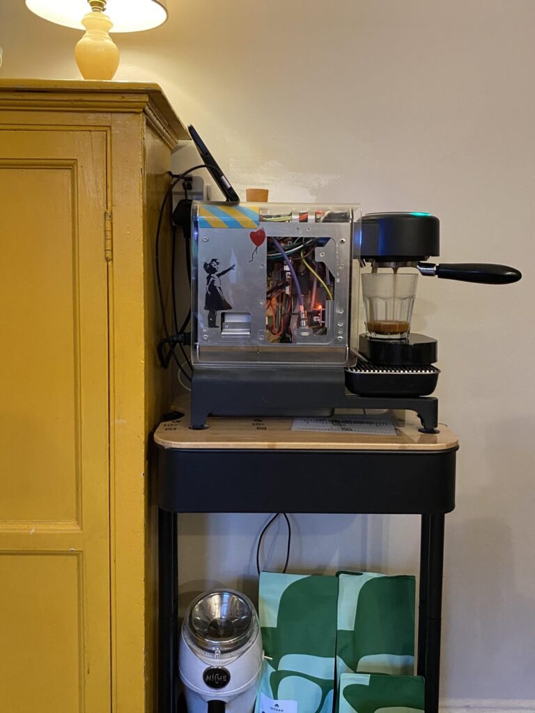 Compact station Compact station