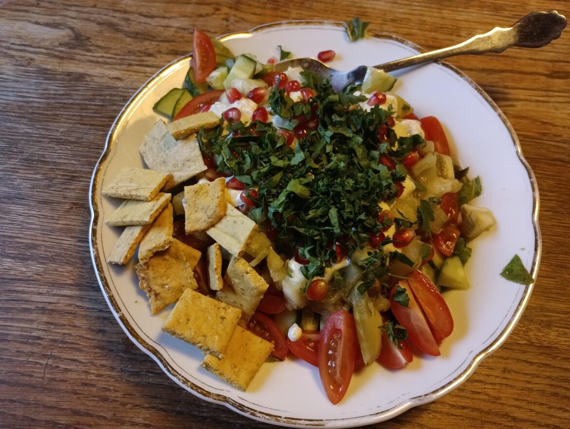 Eggplant Fattoush: 190 calories