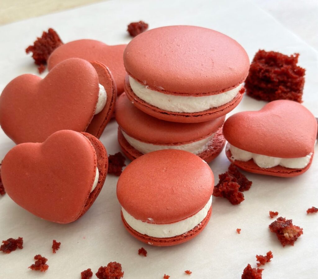 Red Velvet Macarons with red velvet cake.