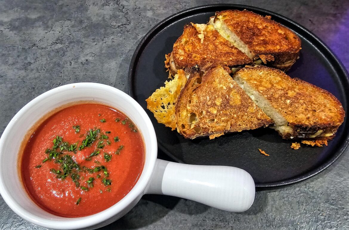 Smoked Gouda, Gruyère, and Beechers flagship on Parmesan crusted sourdough