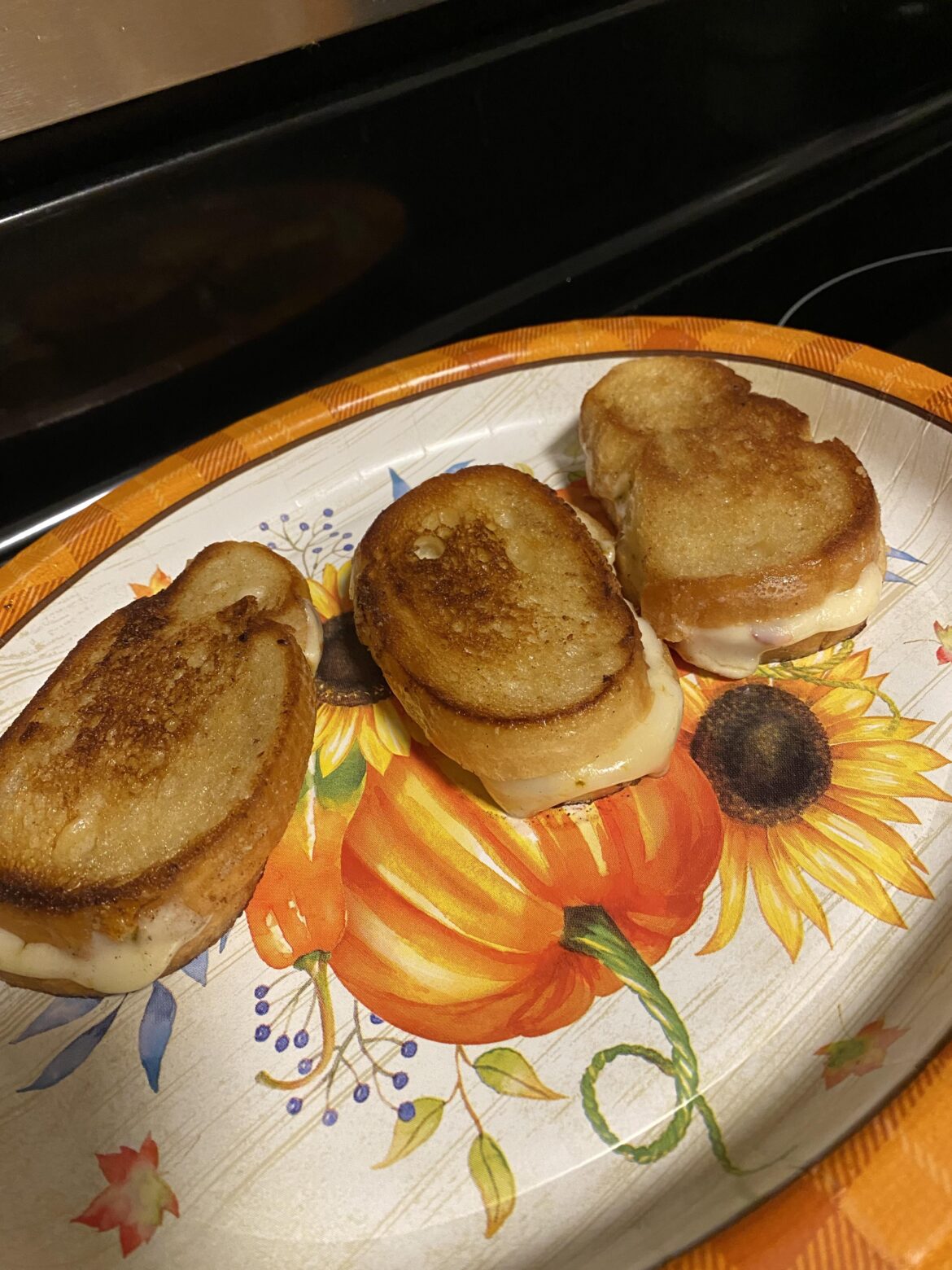 Little grilled cheeses 🧀