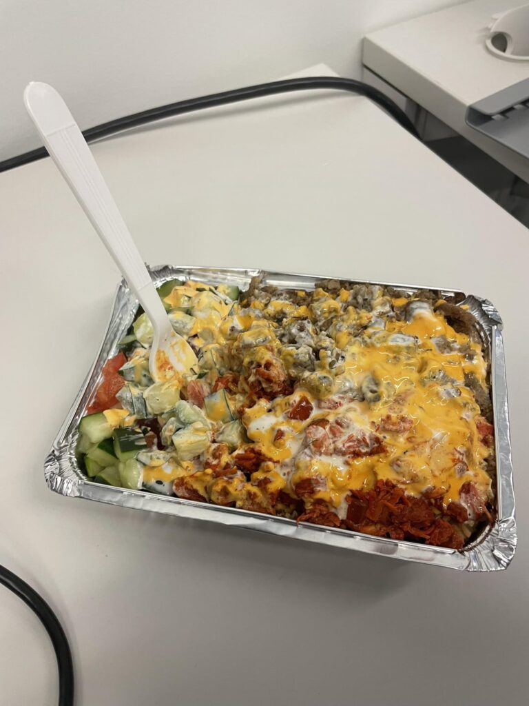 How many calories in this Lamb and Chicken Rice platter?