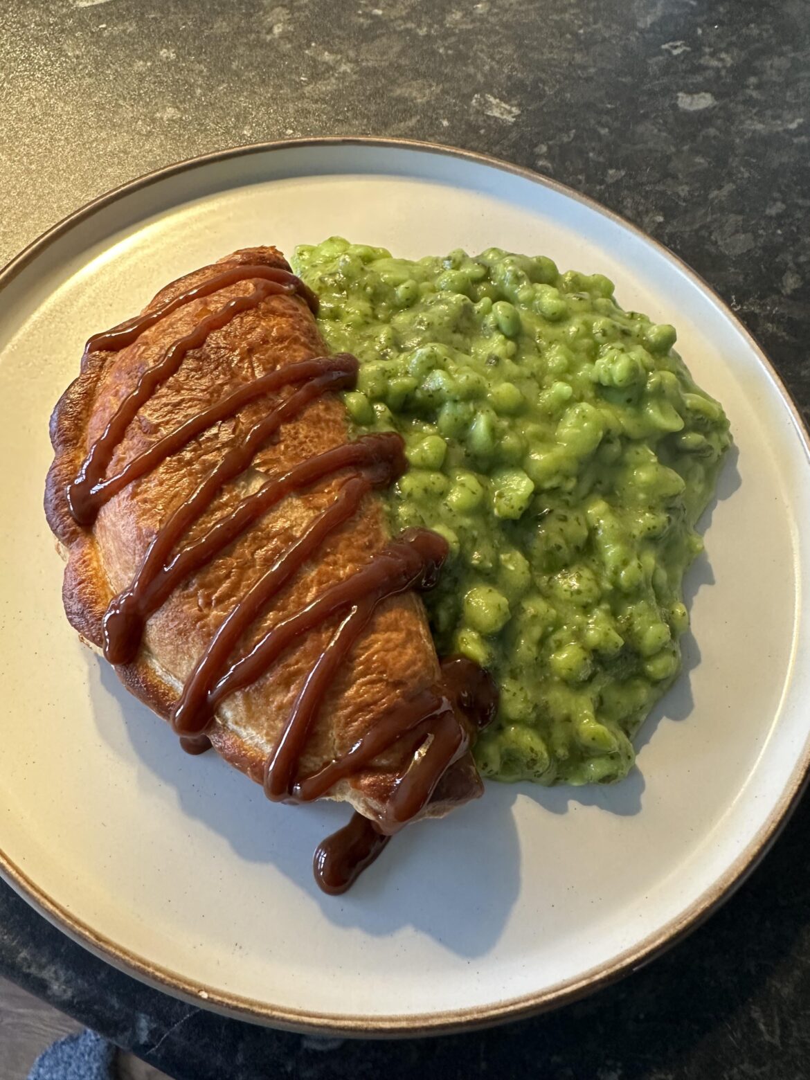 [Homemade] Beef and onion pasty, minted mushy peas, HP Sauce