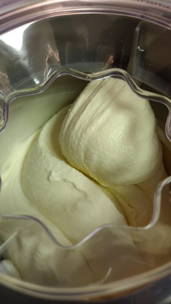 Cinnamon toast crunch icecream