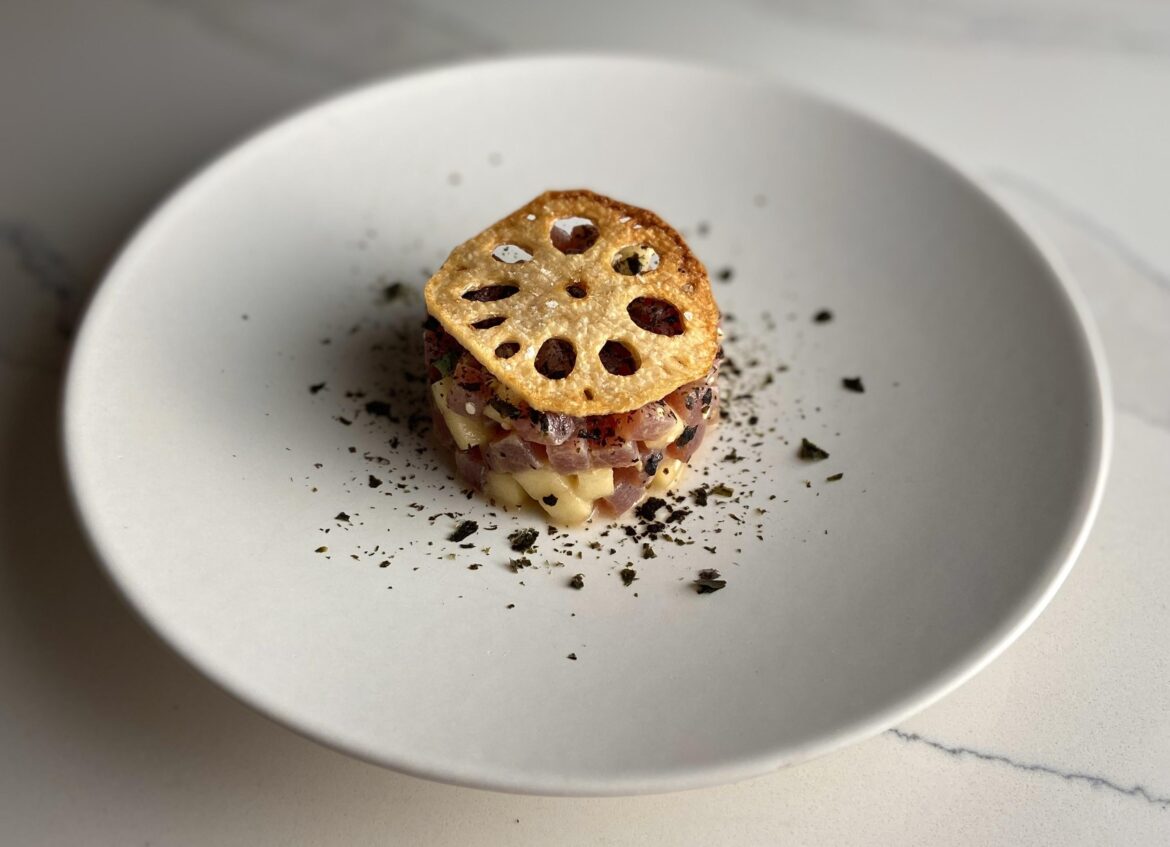 tuna tartare, fuji apple, jalapeño, lotus root chip, toasted nori