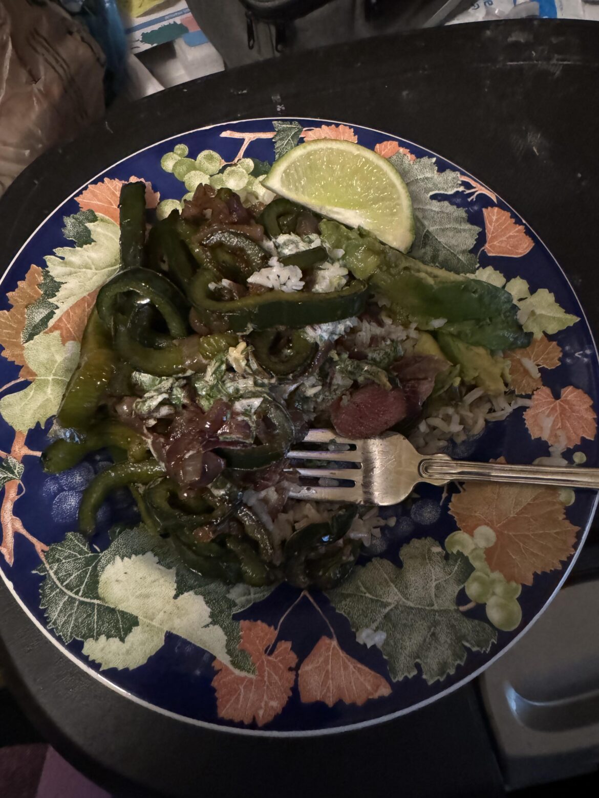 Creamy cilantro steak bowl 7/10 Creamy cilantro steak bowl 7/10
