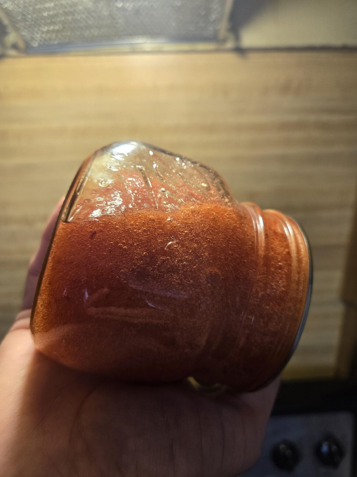 First time doing jam, glad I did just one jar as a test. It’s kinda thick but it still runs. First time doing jam, glad I did just one jar as a test. It's kinda thick but it still runs.