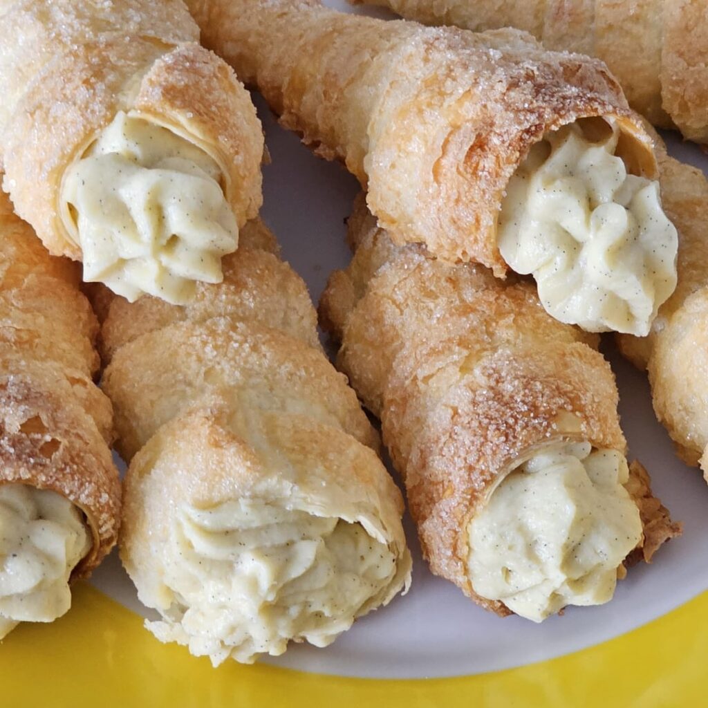 Homemade cream rolls