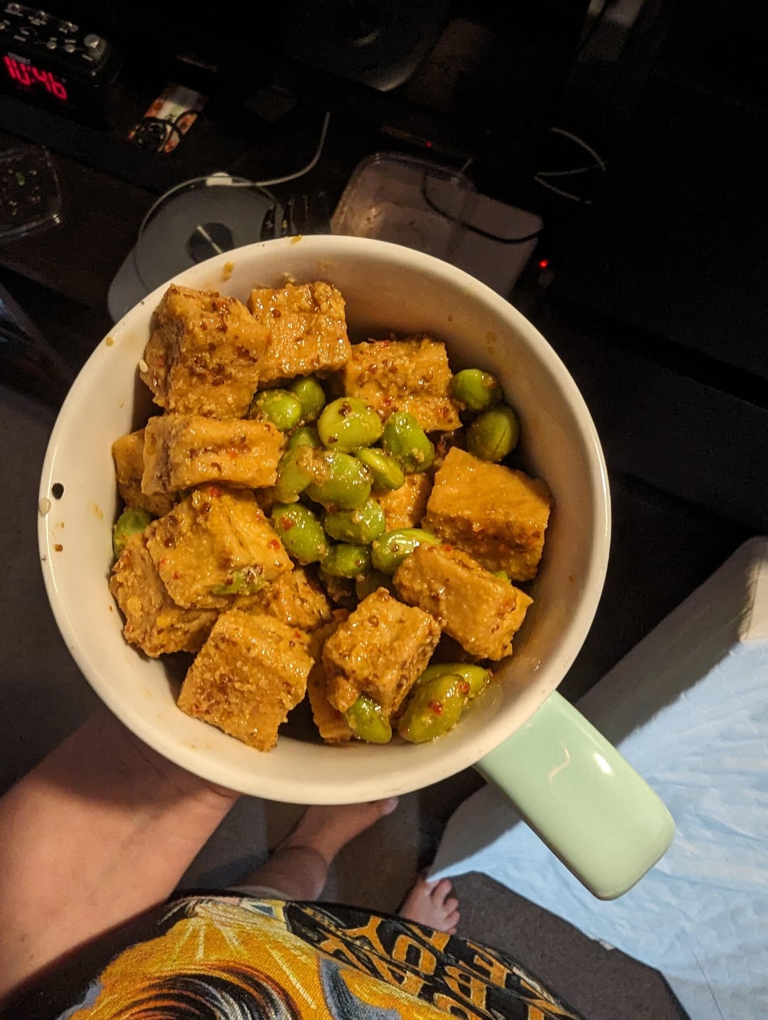 How many calories in this tofu and edamame mix Dining and Cooking