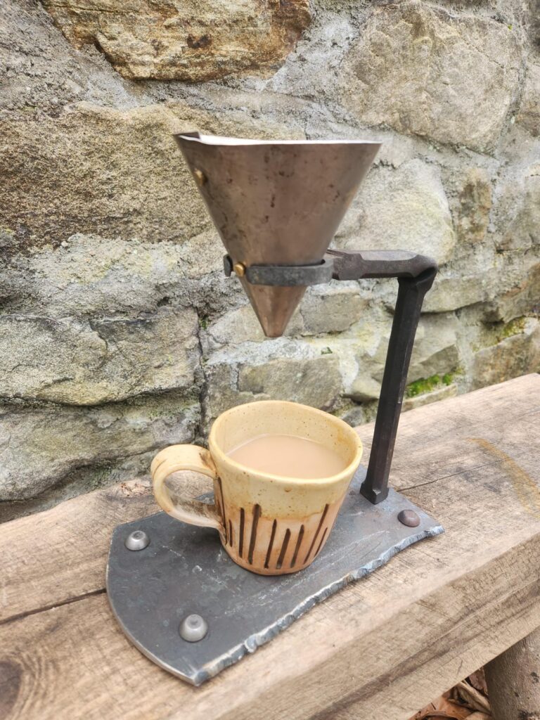A little pour over maker I'm working on. Still a work in progress