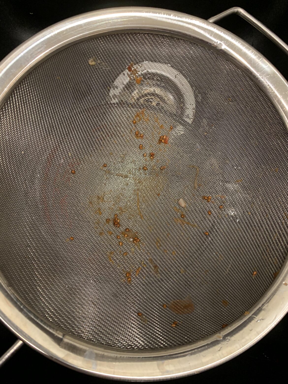 Effectively cleaning a sieve??
