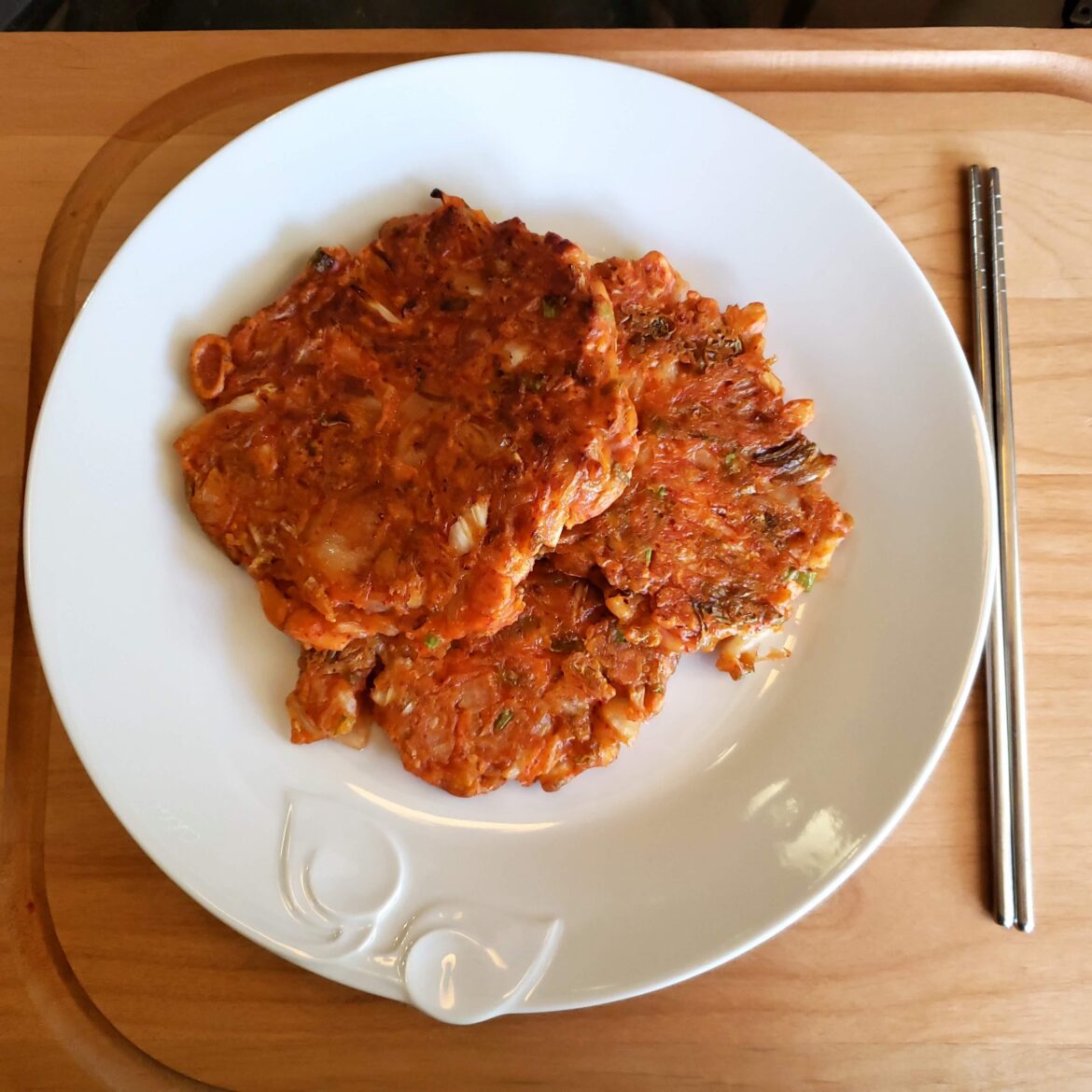 Kimchi pancakes (김치전)