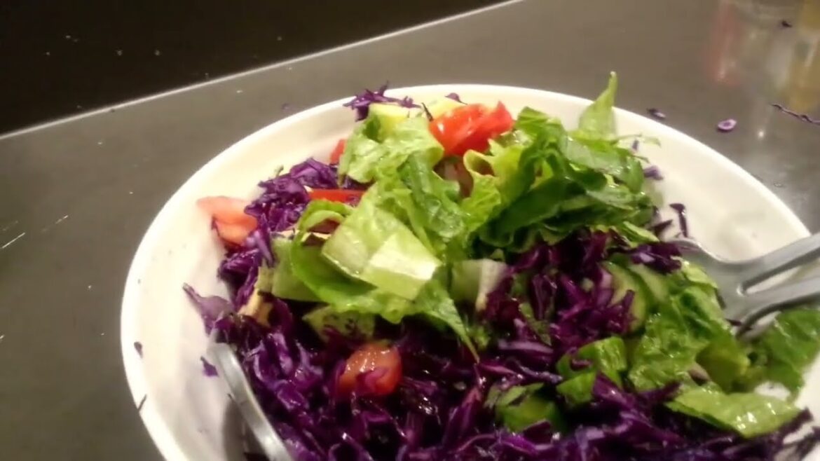 making salad the Lebanese way making salad the Lebanese way