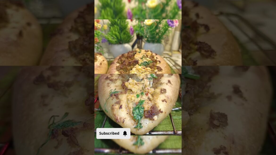 Turkish fatayer recipe|| Pizza || Pizza recipe || italian pizza | Dolly chai ||#reels #viral #shorts Turkish fatayer recipe|| Pizza || Pizza recipe || italian pizza | Dolly chai ||#reels #viral #shorts