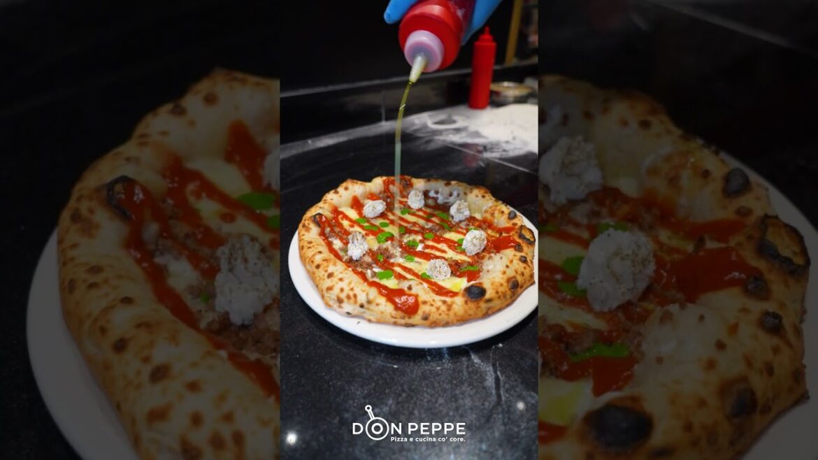 Tra cuori e "chiacchiere" vi presentiamo la nostra pizza di Febbraio.