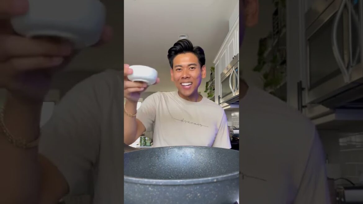 Authentic Pad Thai Noodles