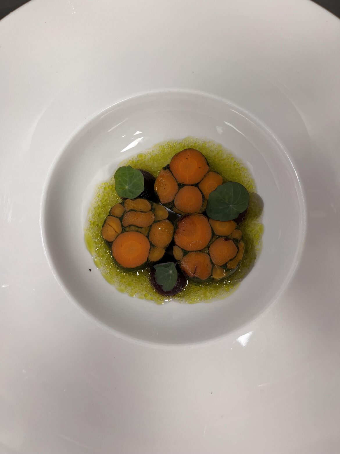 Carrot mosaic, purple carrot puree, celery, carrot and yuzu jus Carrot mosaic, purple carrot puree, celery, carrot and yuzu jus