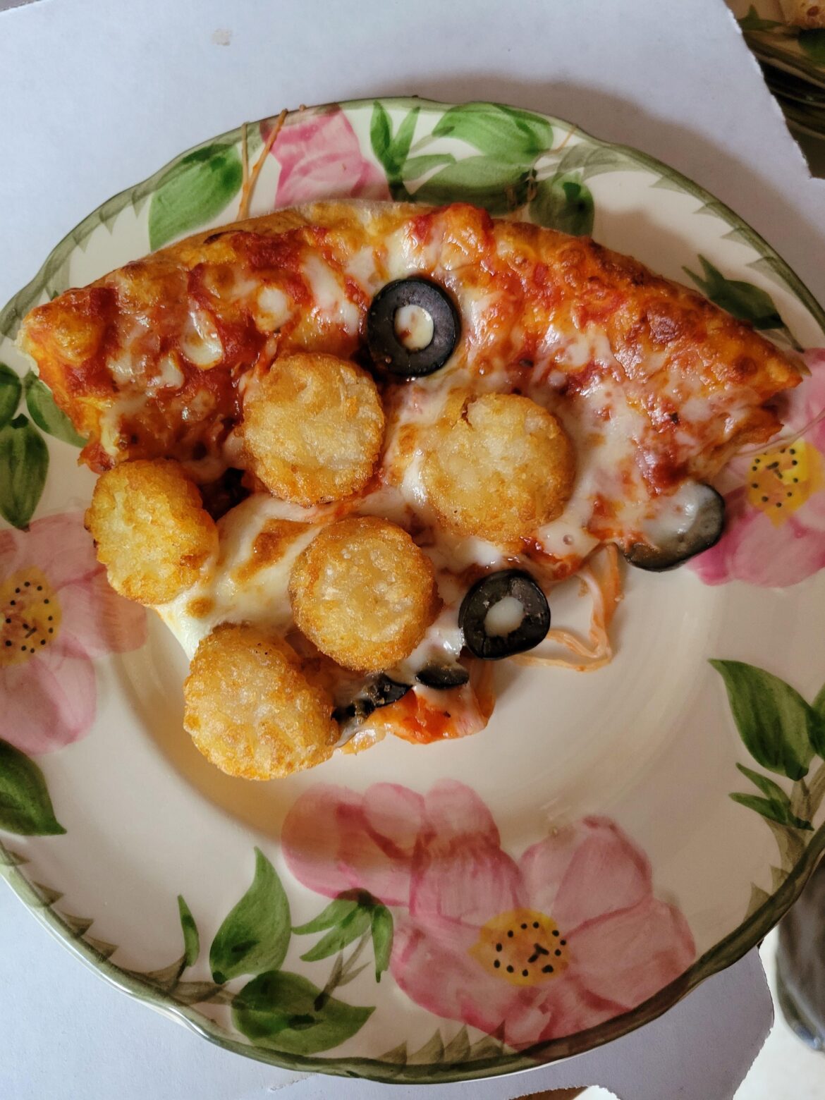 [I ate] Tater tot and black olive pizza