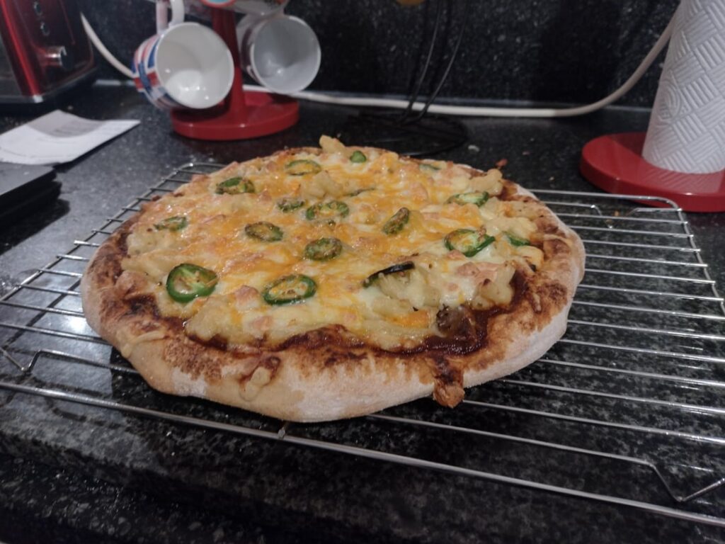 Brisket and Mac n Cheese pizza