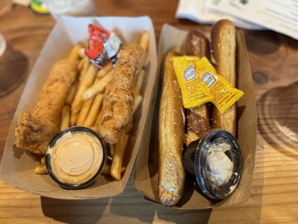 saint patrick’s day at cork & barrel ☘️