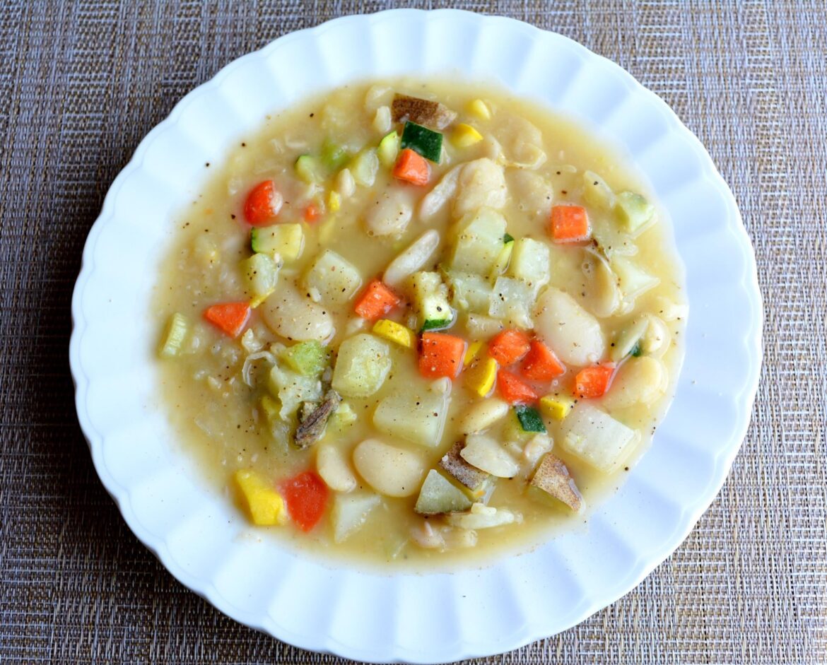 270 cal, 17 g protein. 2 cup serving of butter bean soup with potato and other veggies.