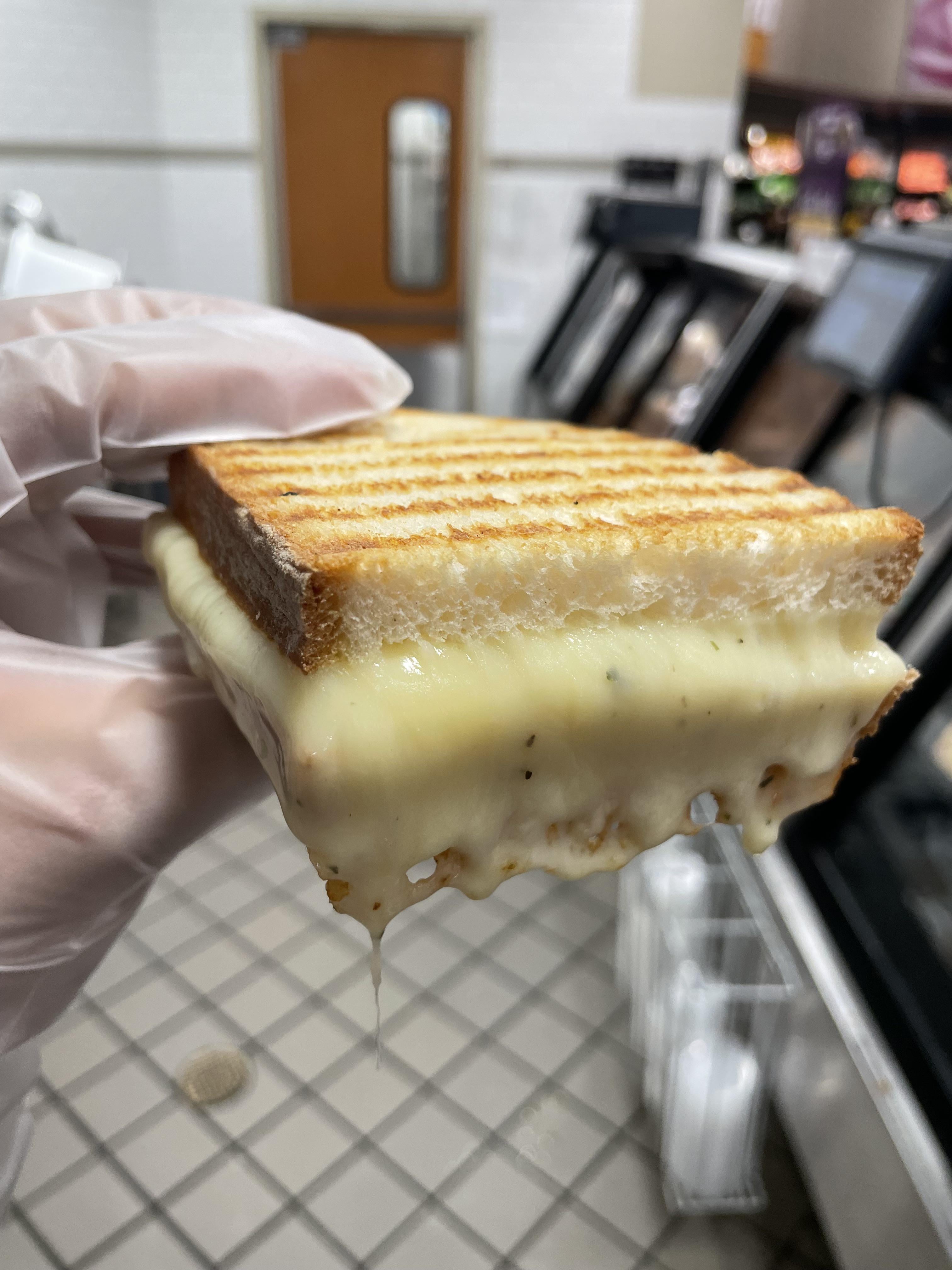 Day 197 of posting grilled cheese sandwiches until I run out of cheese