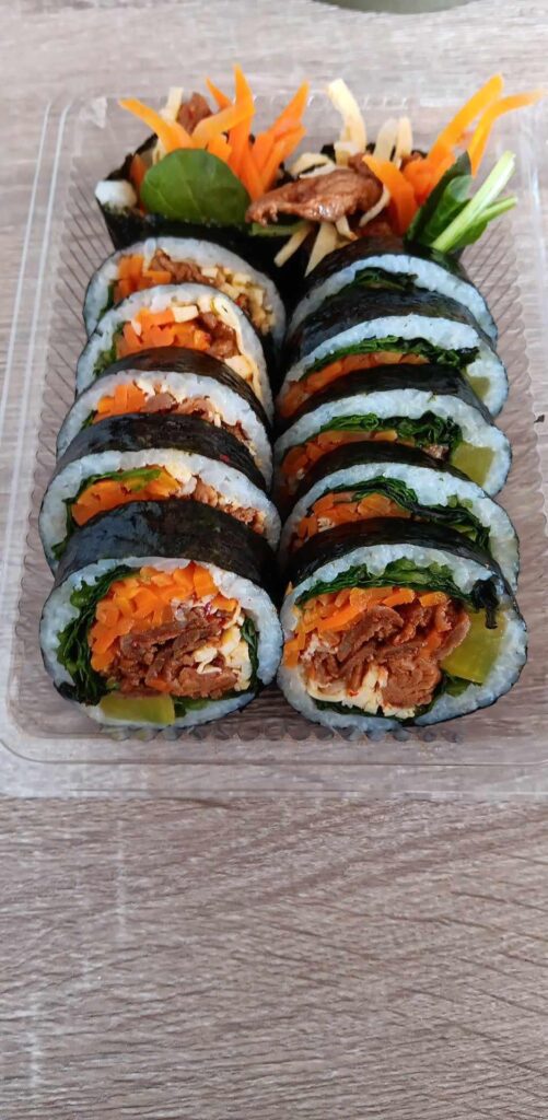 This amazing Korean restaurant opened up near my work and this Jeyuk kimbap tastes like home! (Bye wallet and waistline!)