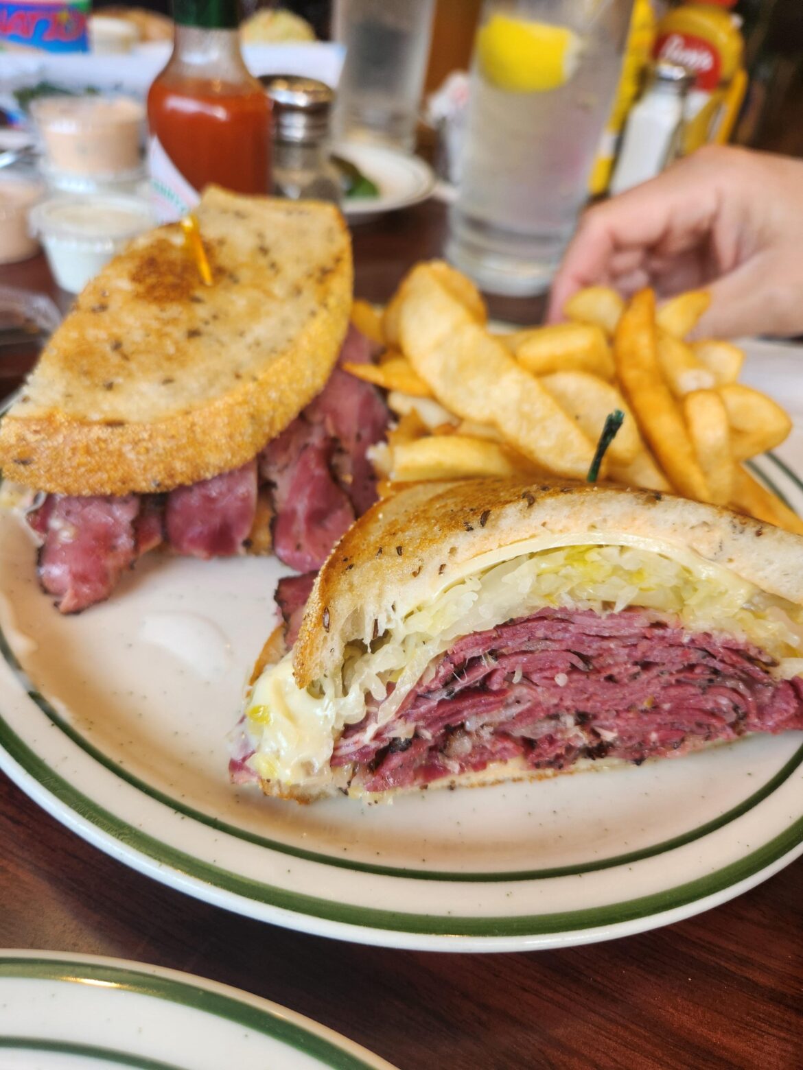 Brent's Deli - Northridge