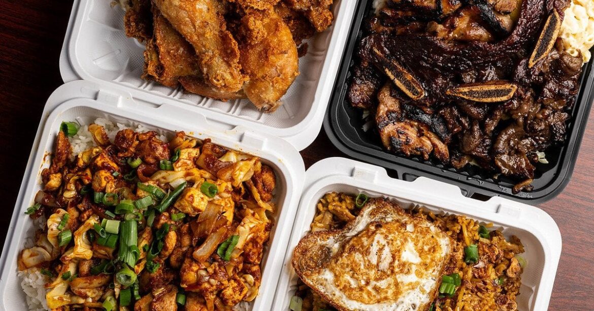 Top Restaurant in Pasadena Serves the Best Indonesian Fried Chicken