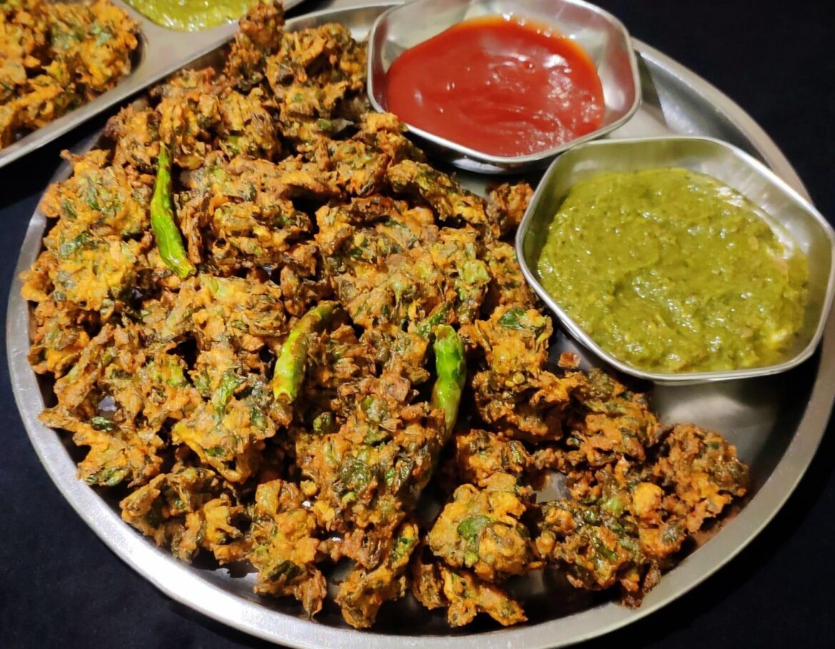 Arbi patte ki pakodi